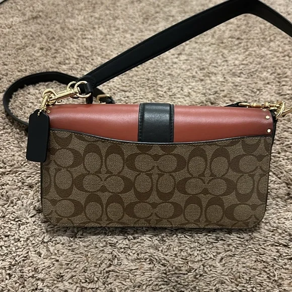 New Coach Tabby Carriage Purse - Picture 7 of 7